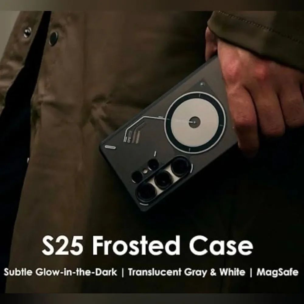🩵⏭️NIB Glow In The Dark Translucent Magnetic S25 Ultra Phone Case